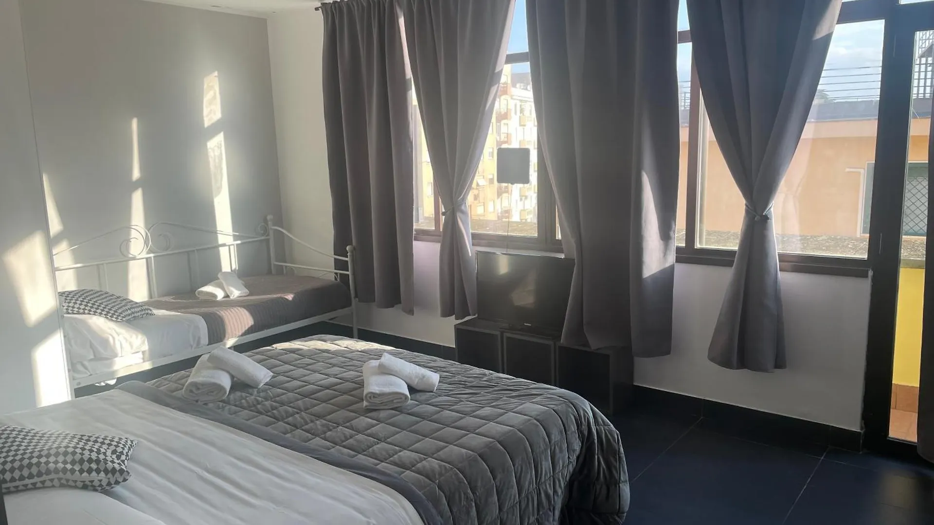 Re Di Roma Loft Apartment  Rome